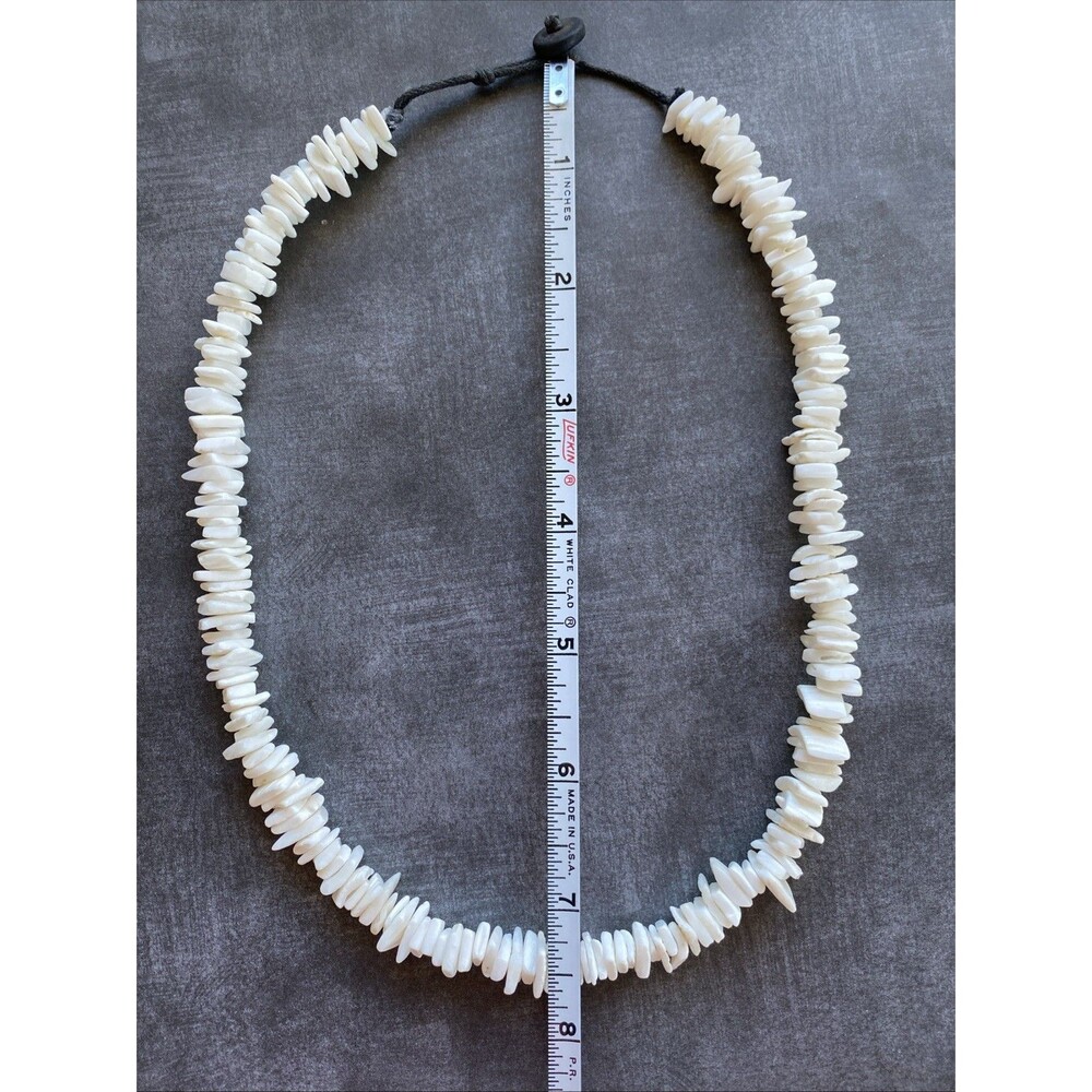Vtg Puka Shell Necklace White Surfsafe Clasp 7.5 Inches in Diameter - Picture 3 of 3